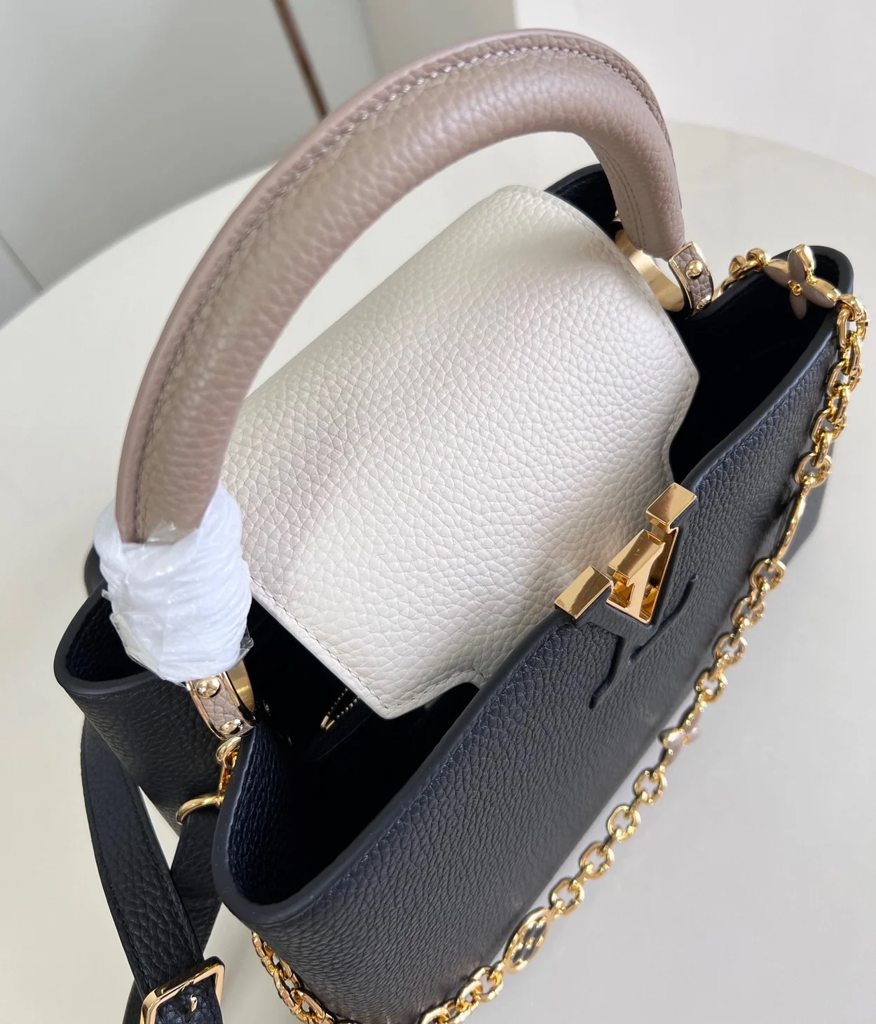 루이비통 카퓌신 MM M25386