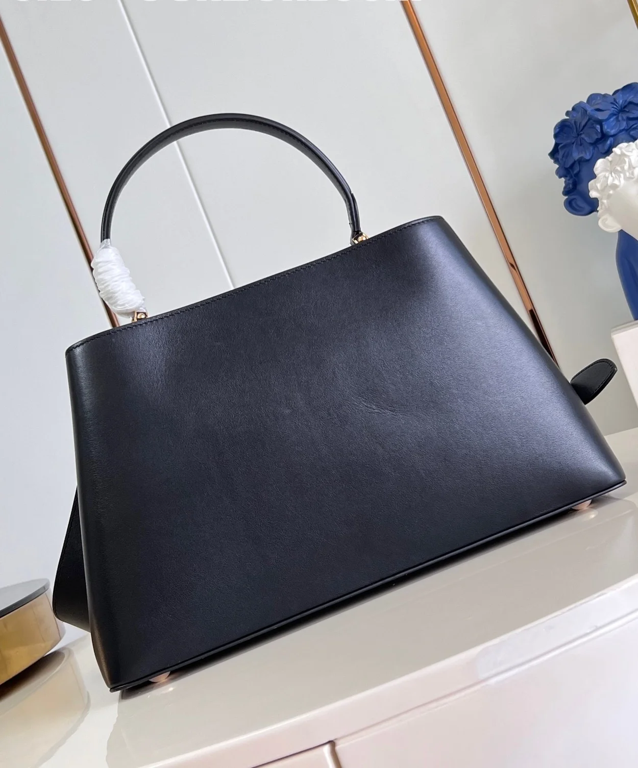 루이비통 카퓌신 GM 수플 M24607