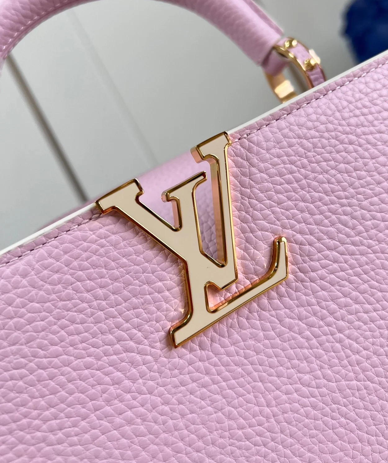 루이비통 카퓌신 BB M24120