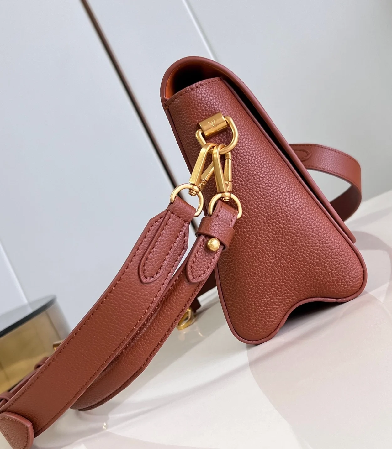 루이비통 소프트 트위스트 M24640