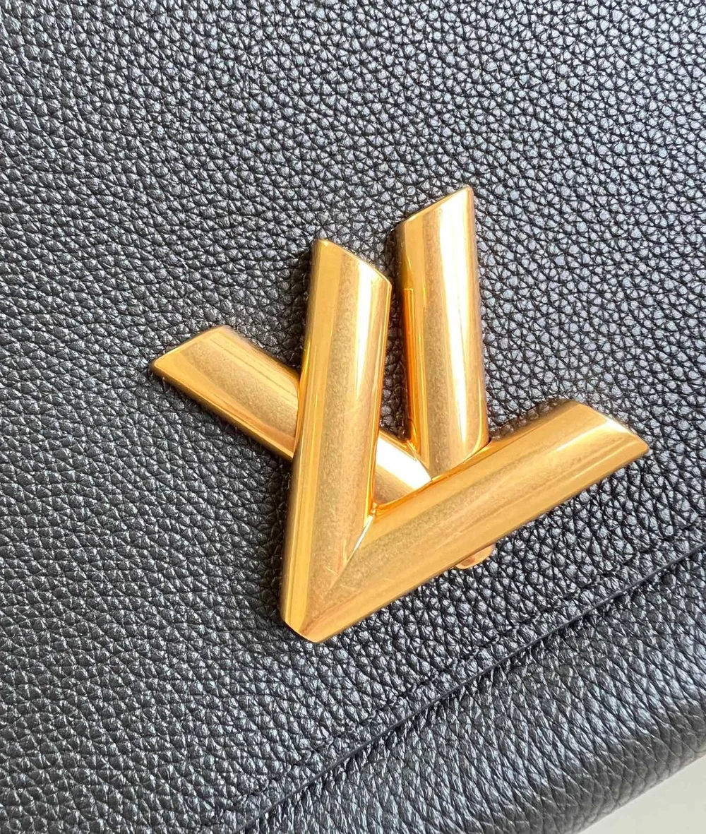 루이비통 소프트 트위스트 M24639