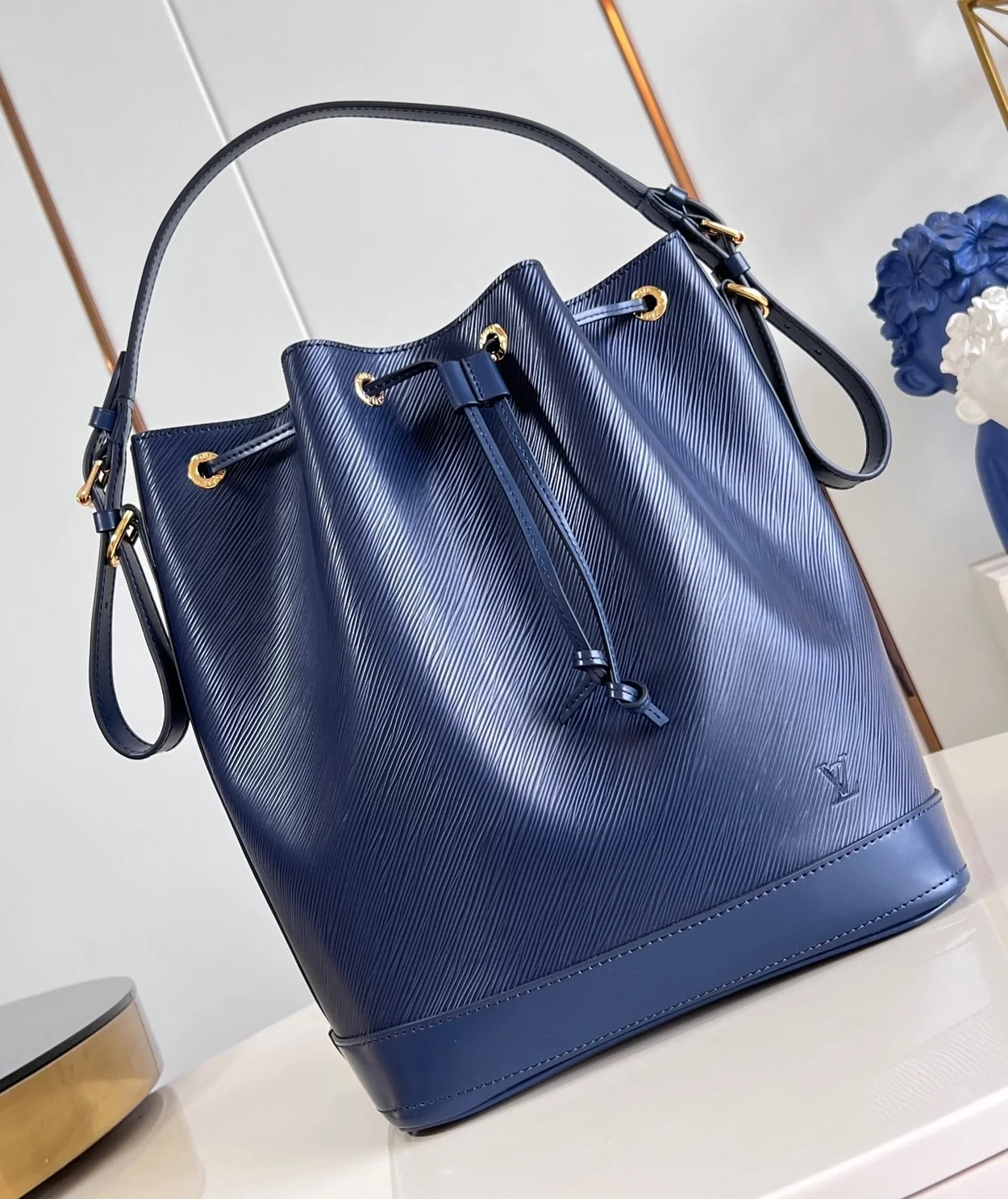 루이비통 노에 MM M24932