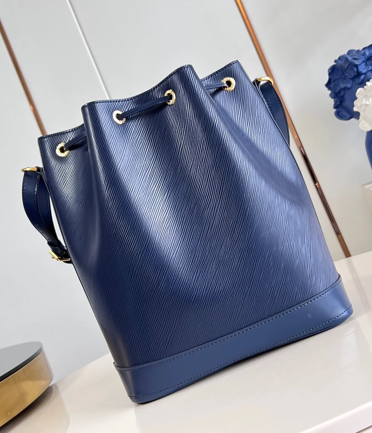 루이비통 노에 MM M24932