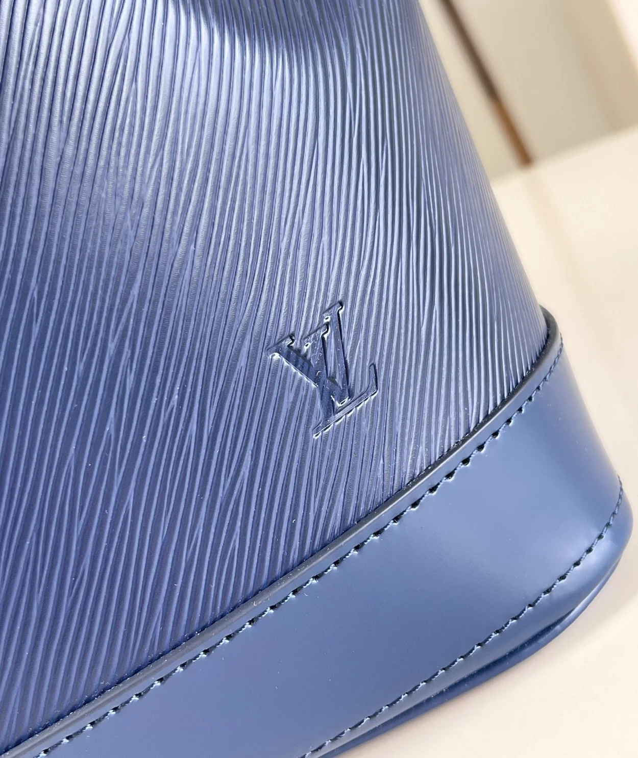 루이비통 노에 MM M24932