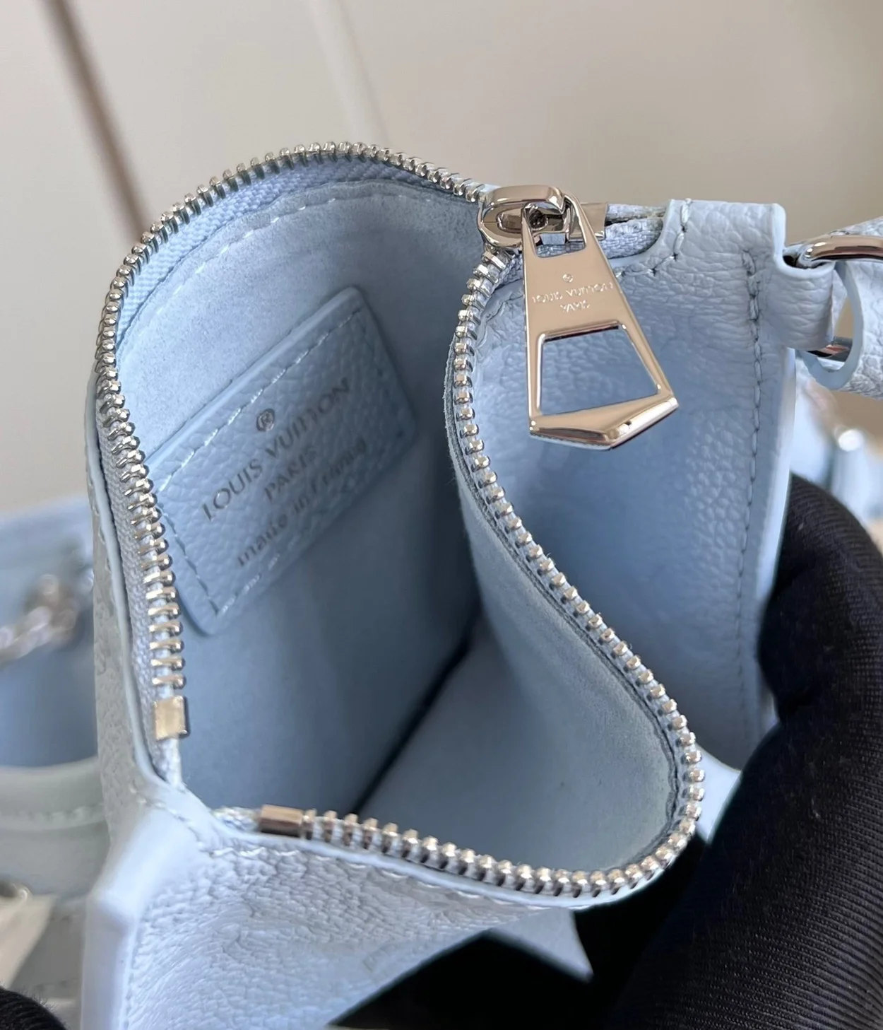 루이비통 LV 번들 모노그램 앙프렝뜨 백 M11187