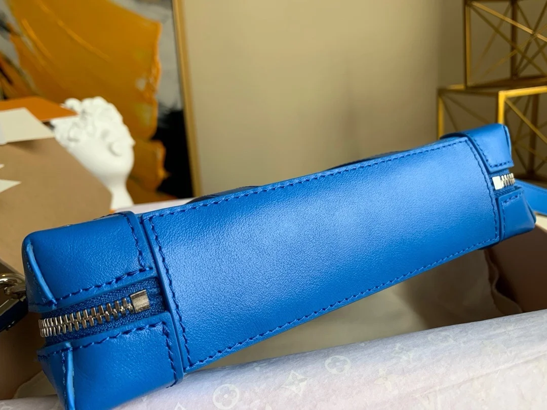 루이비통 소프트 트렁크 지갑 M45432