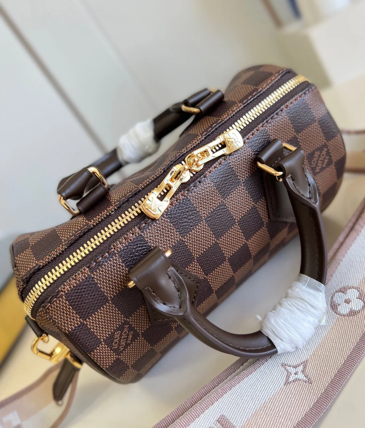 루이비통 스피디 반둘리에 20 N40489