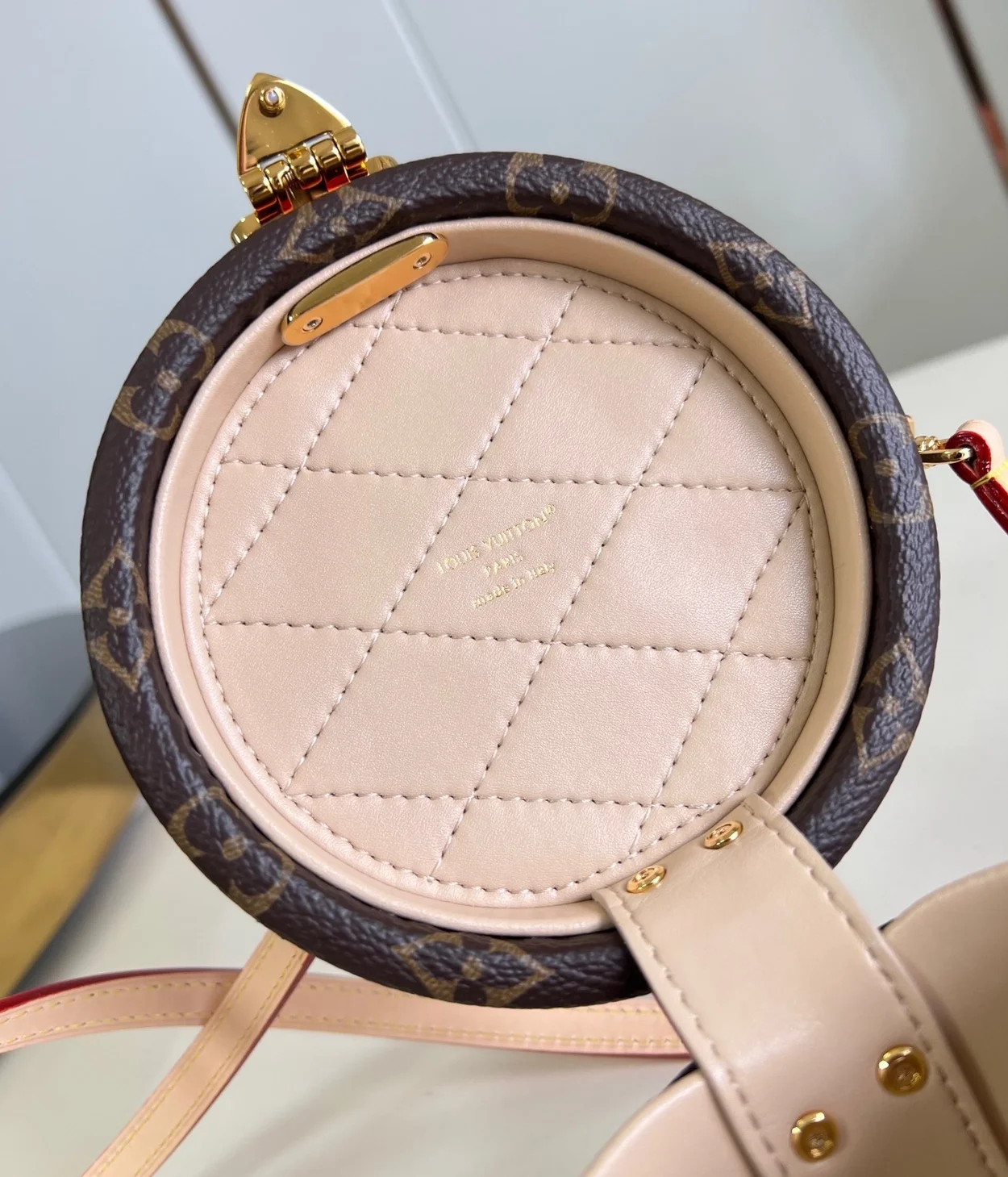 루이비통 스콧 모노그램 캔버스 M46933