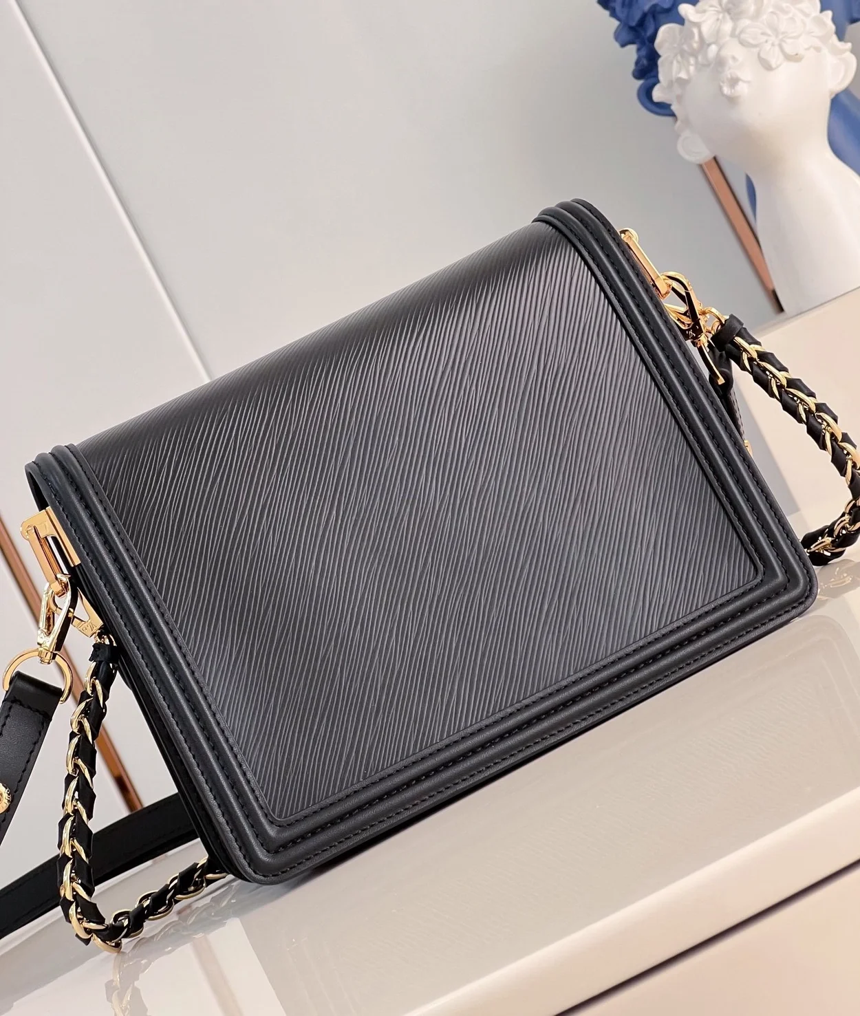 루이비통 도핀 MM M56141