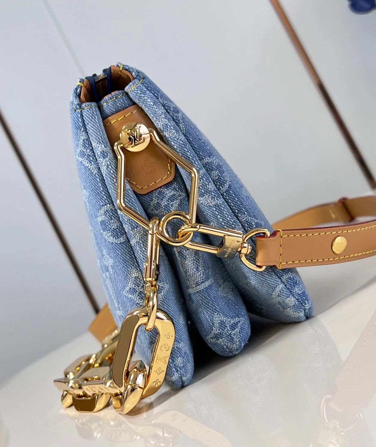 루이비통 쿠상 BB 백 데님 스카이블루 M11401