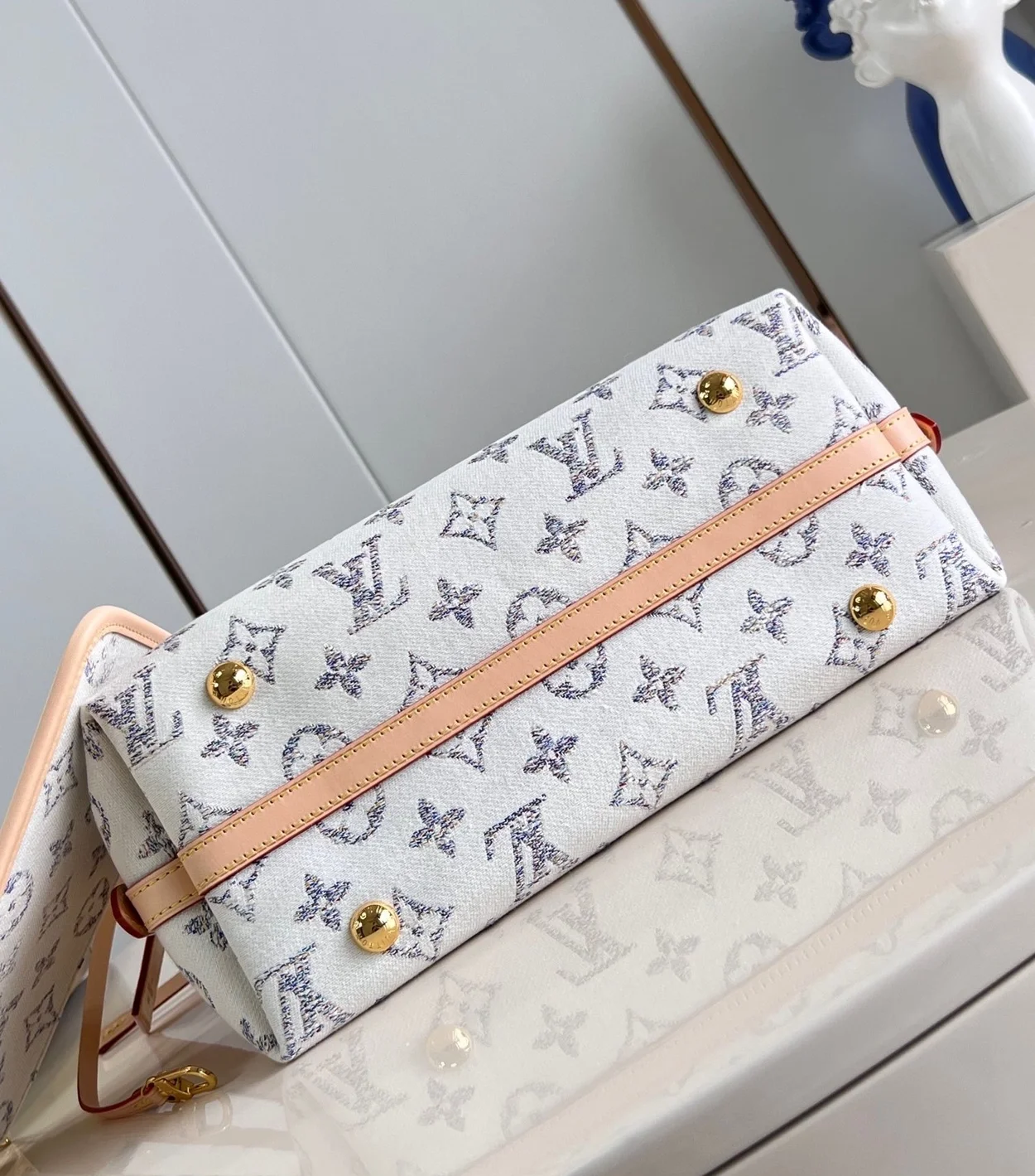 루이비통 캐리올 PM 멀티컬러 베이지 M24707