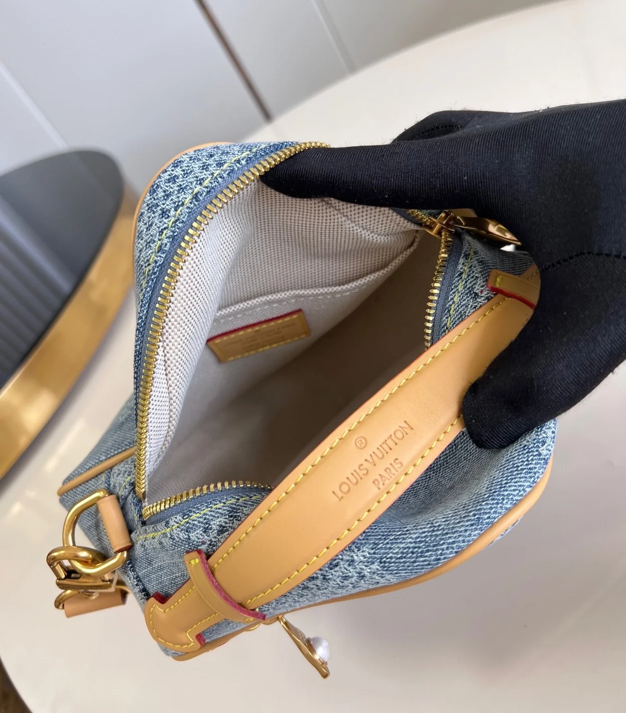 루이비통 체스 메신저 다미에 데님 블루