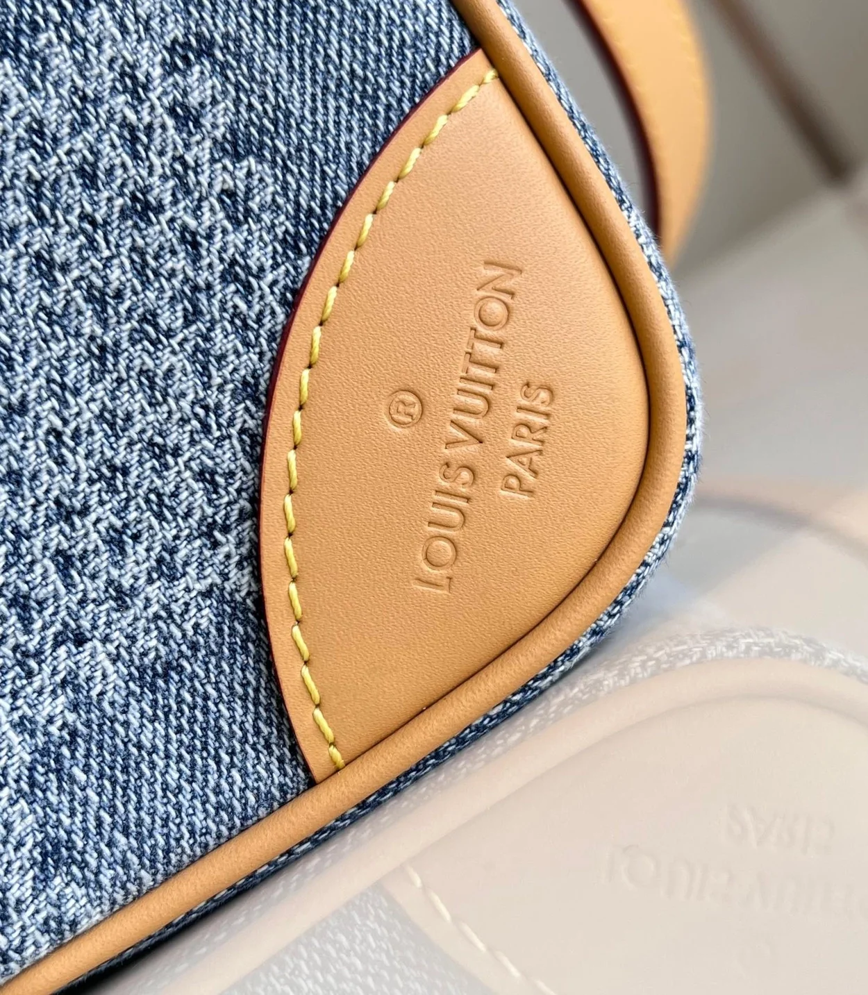 루이비통 체스 메신저 다미에 데님 블루