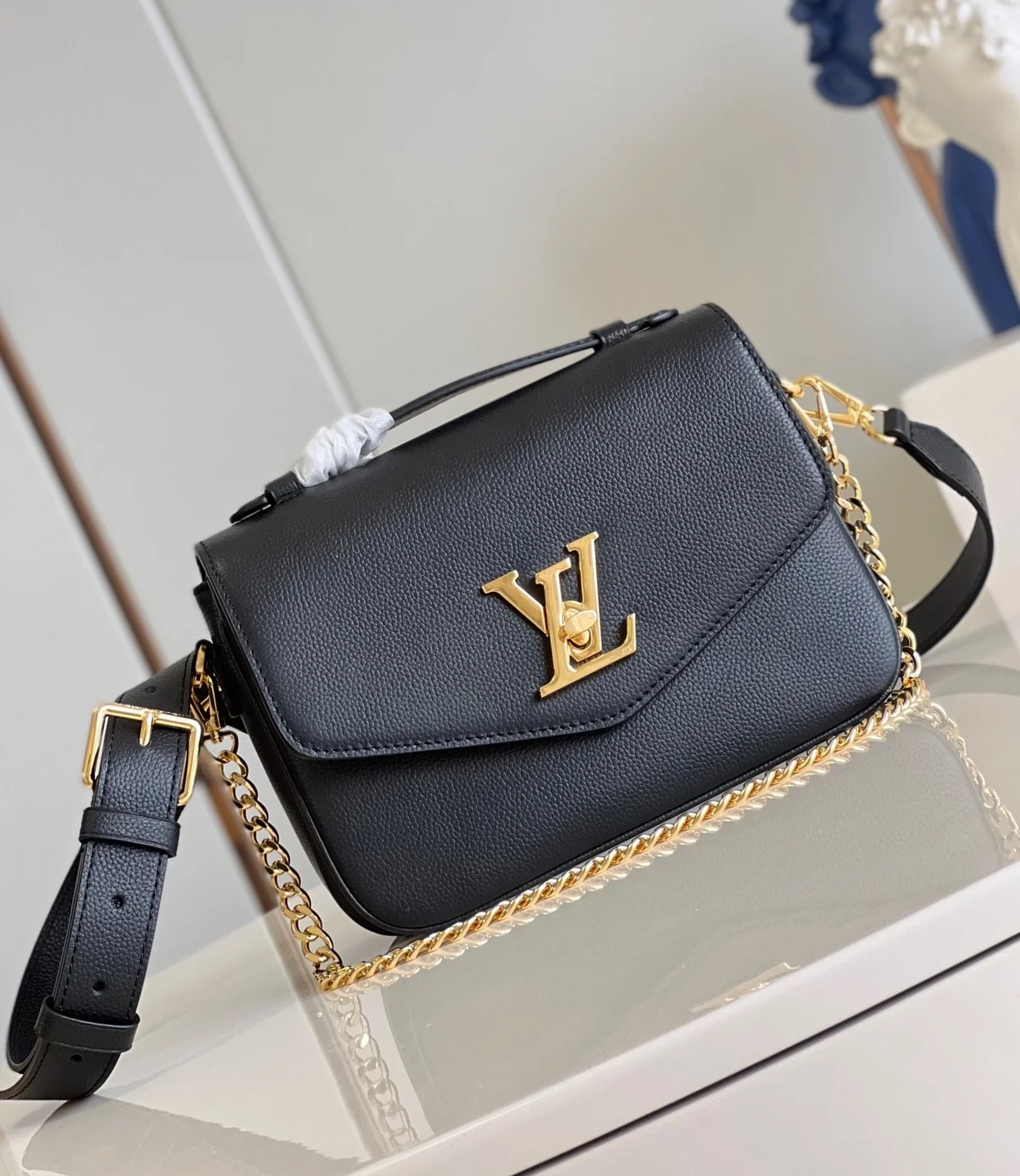 루이비통 옥스포드 락미 블랙 M22735