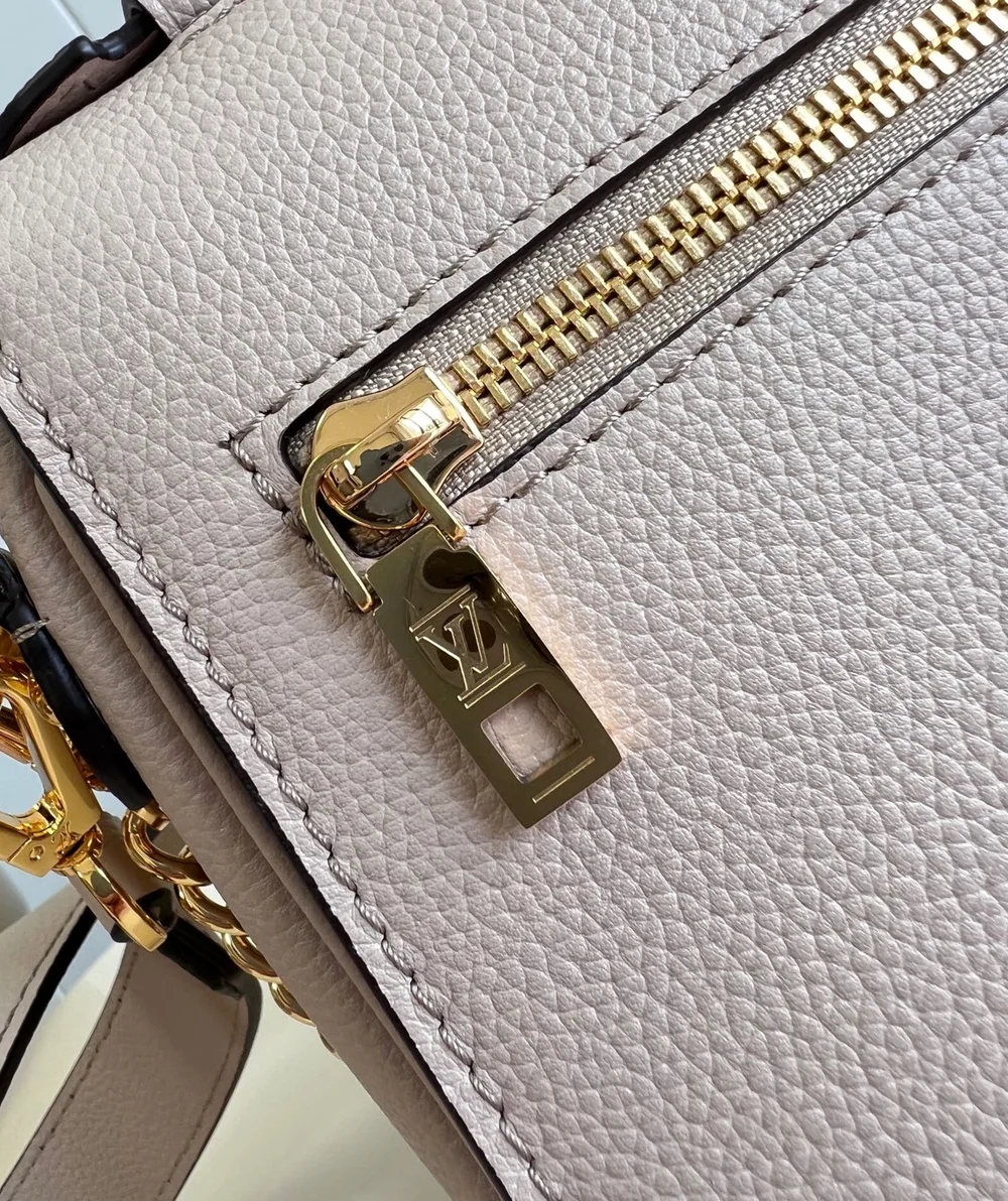 루이비통 옥스포드 락미 그레이지 M22792