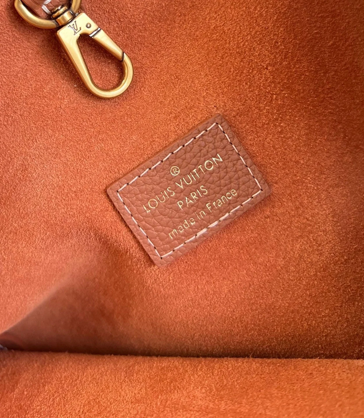 루이비통 로우 키 호보 MM M24974