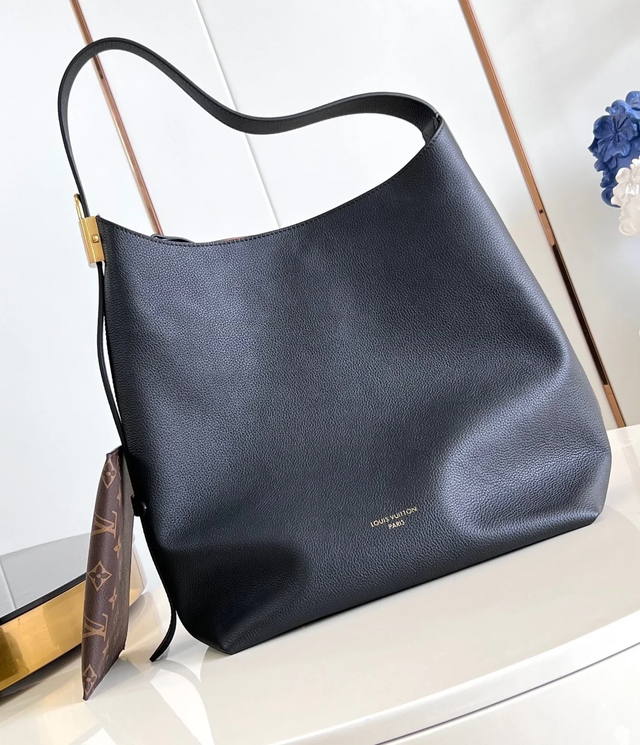 루이비통 로우 키 호보 MM M24856