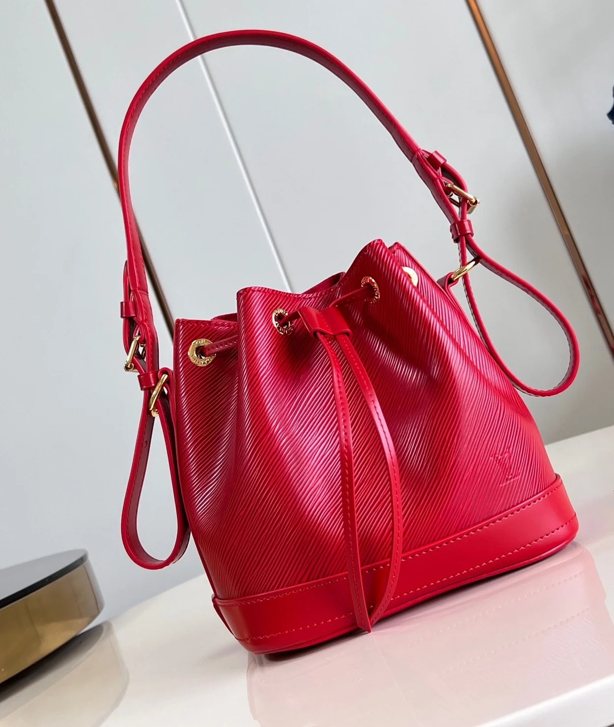 루이비통 노에 BB M24675