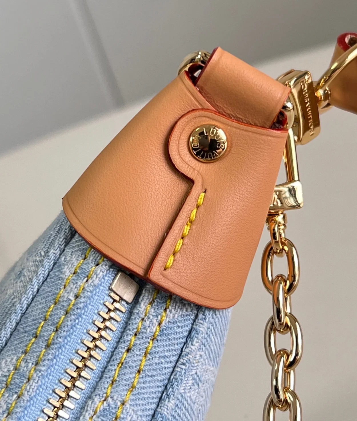 루이비통 루프 M24846