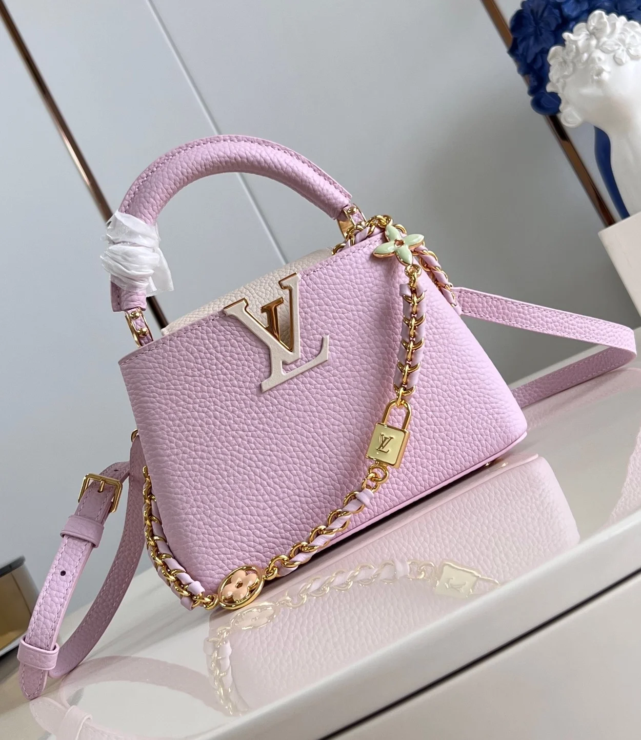 루이비통 카퓌신 미니 M23951