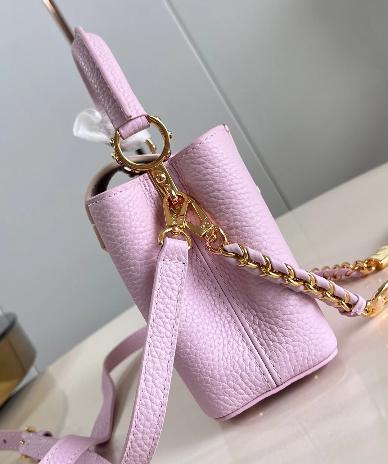 루이비통 카퓌신 미니 M23951