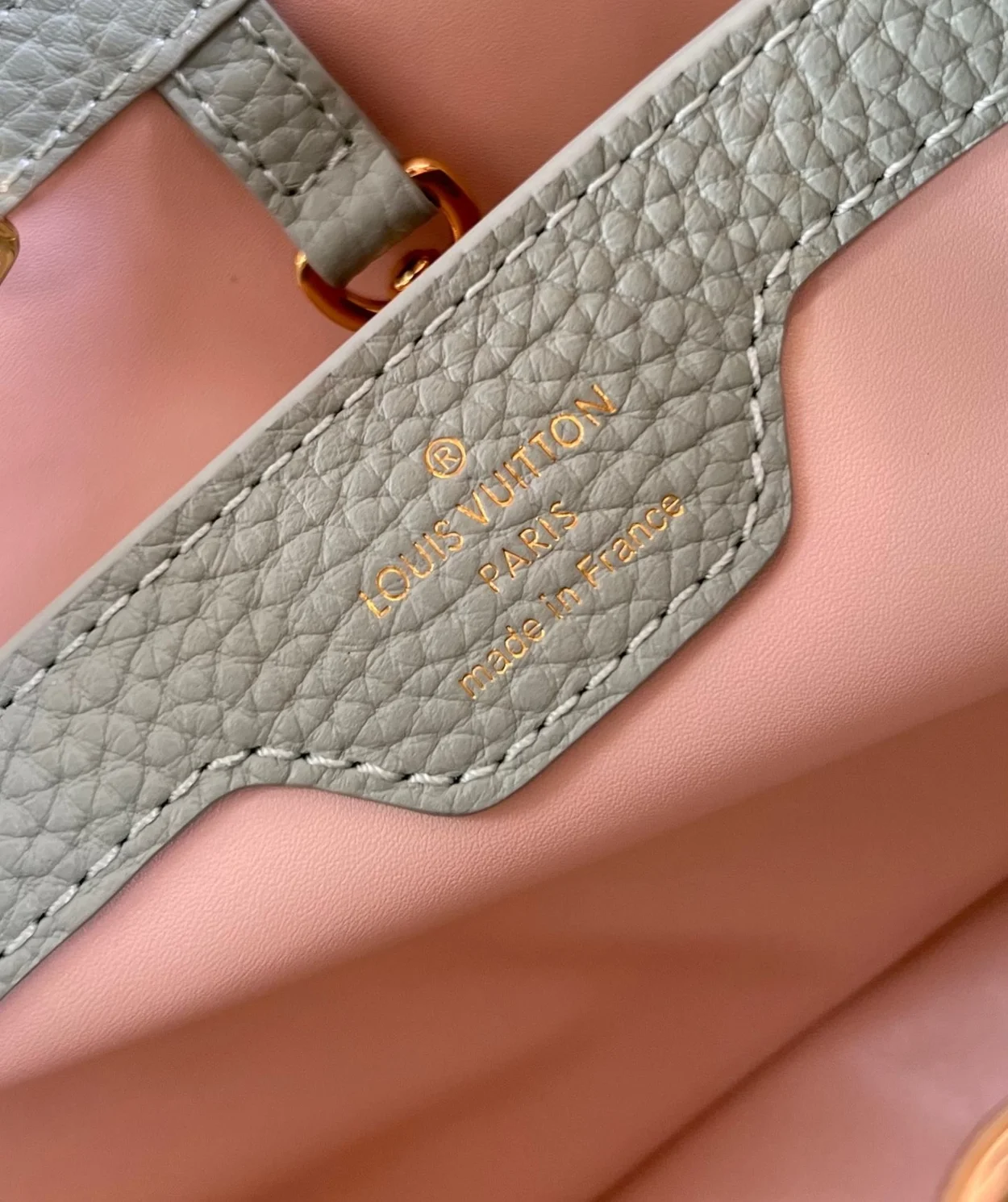 루이비통 카퓌신 BB M24471