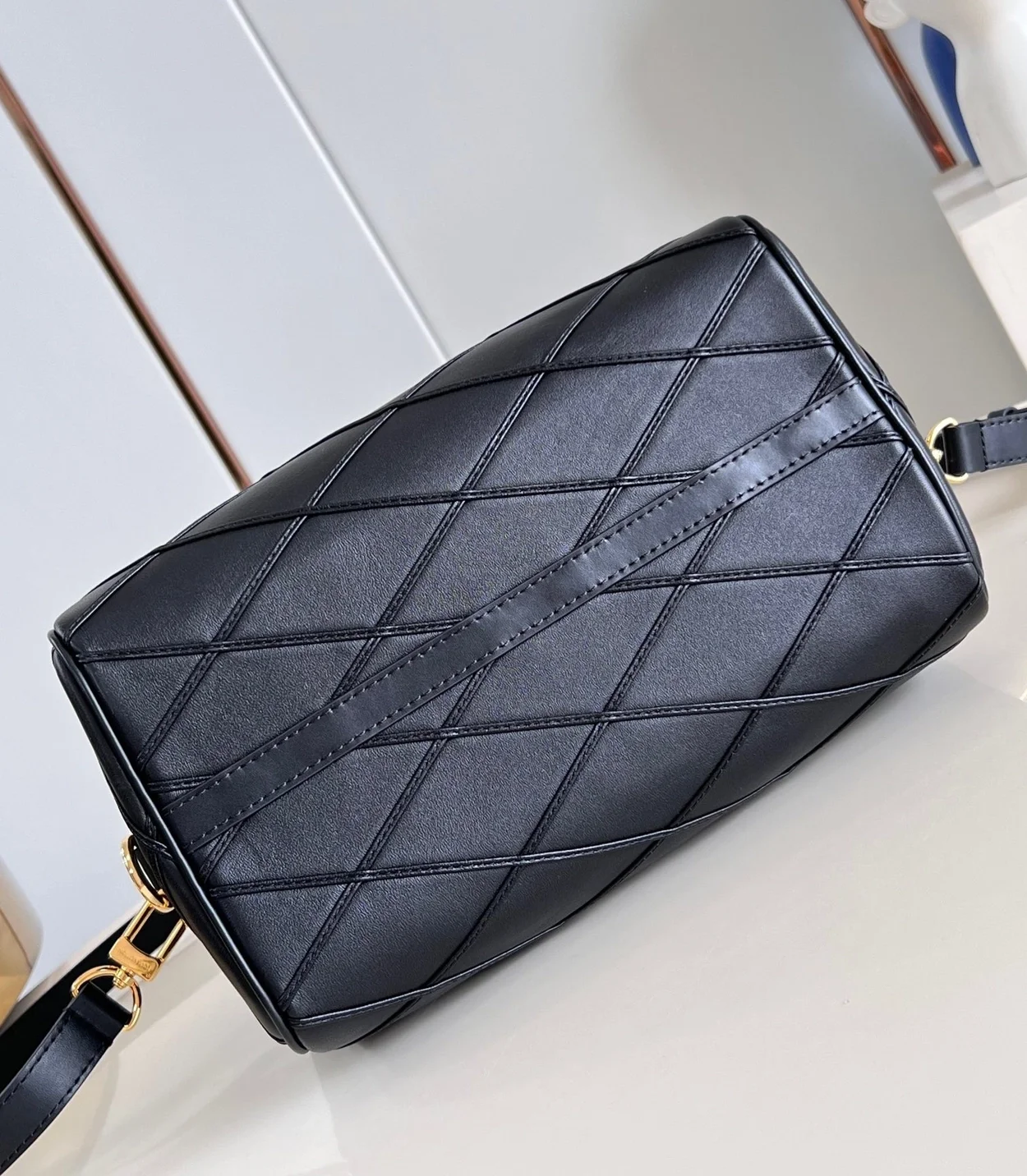 루이비통 스피디 반둘리에 25 M24206