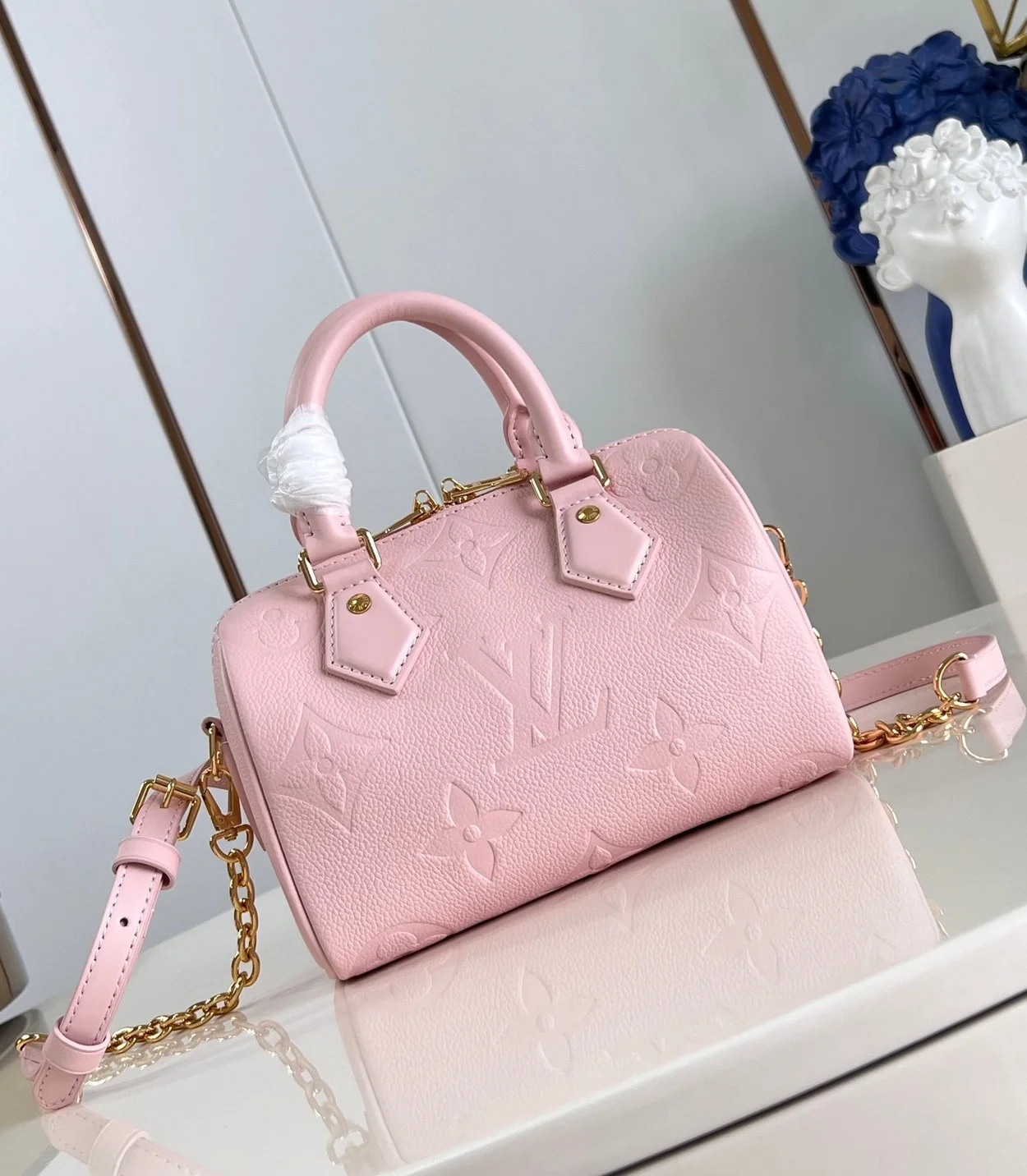 루이비통 스피티 반둘리에 20 M47136