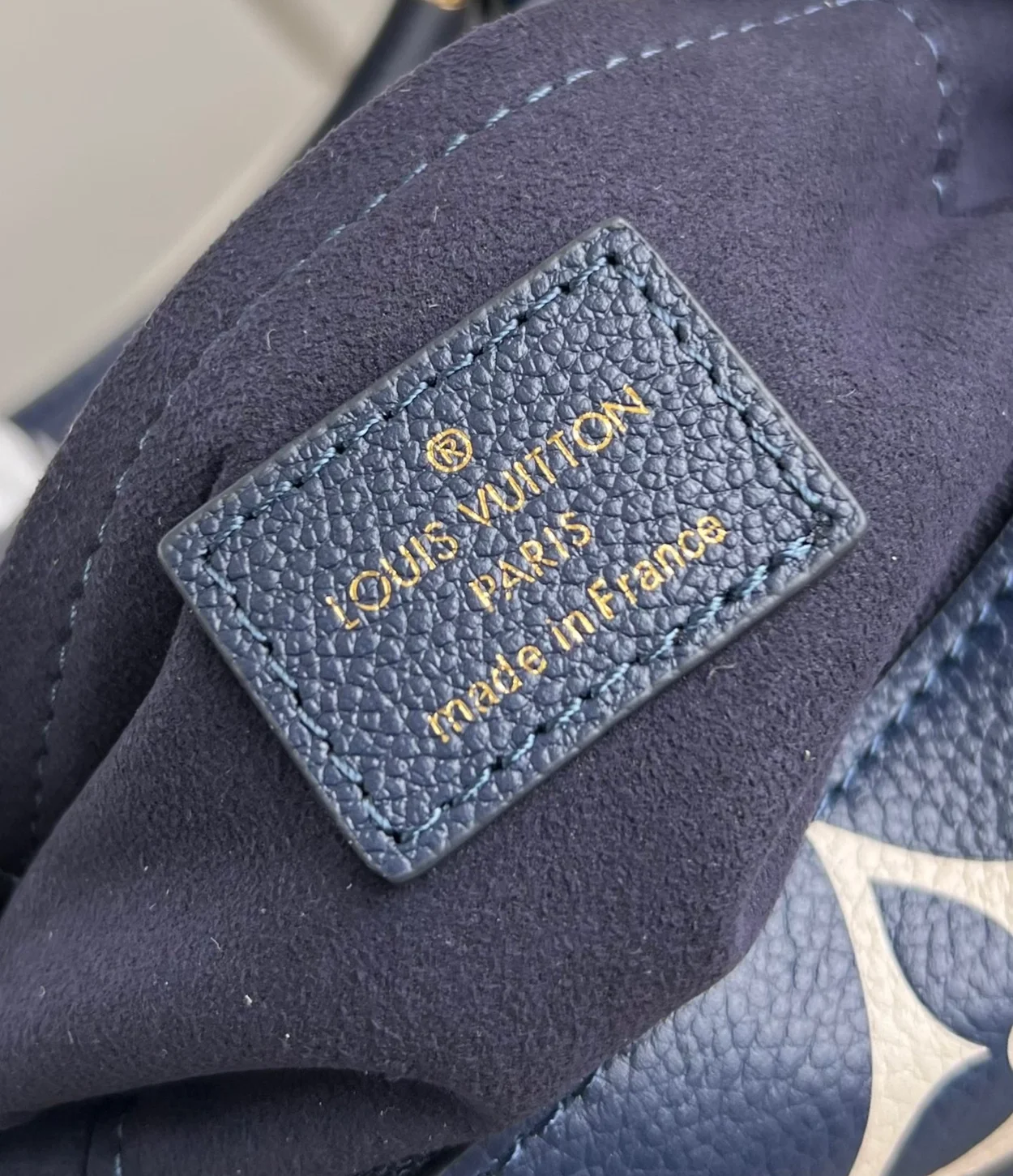 루이비통 스피디 반둘리에 20 M47048