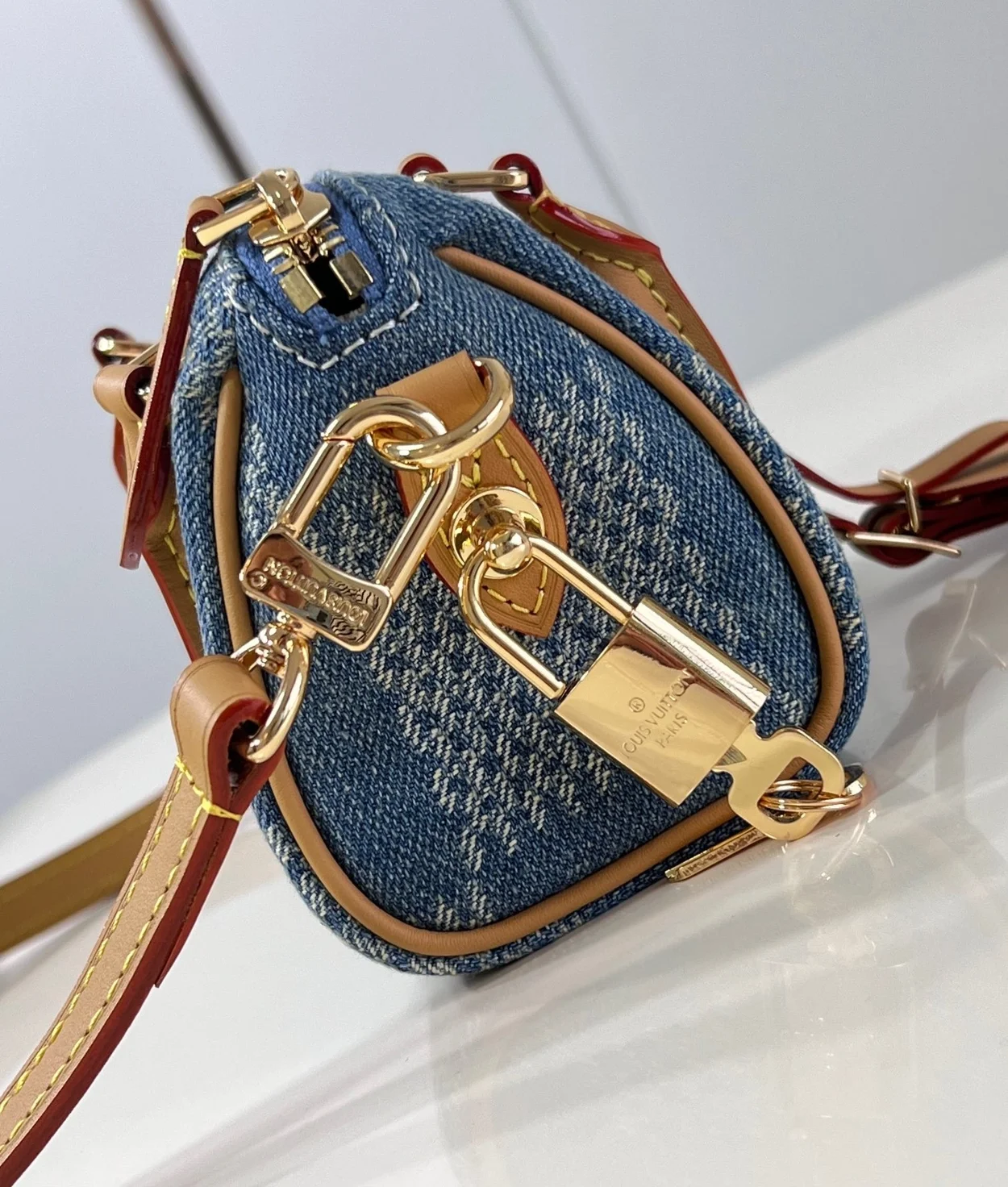 루이비통 스피디 반둘리에 18 N40682