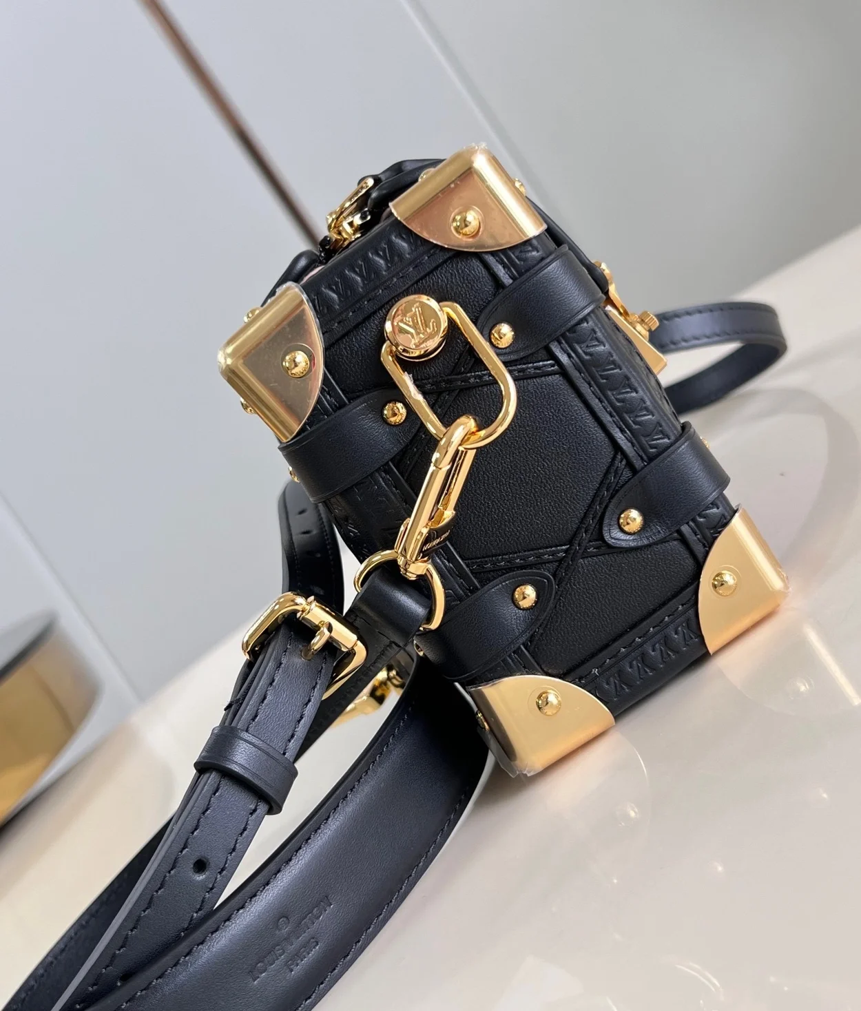 루이비통 사이드 트렁크 PM M83030