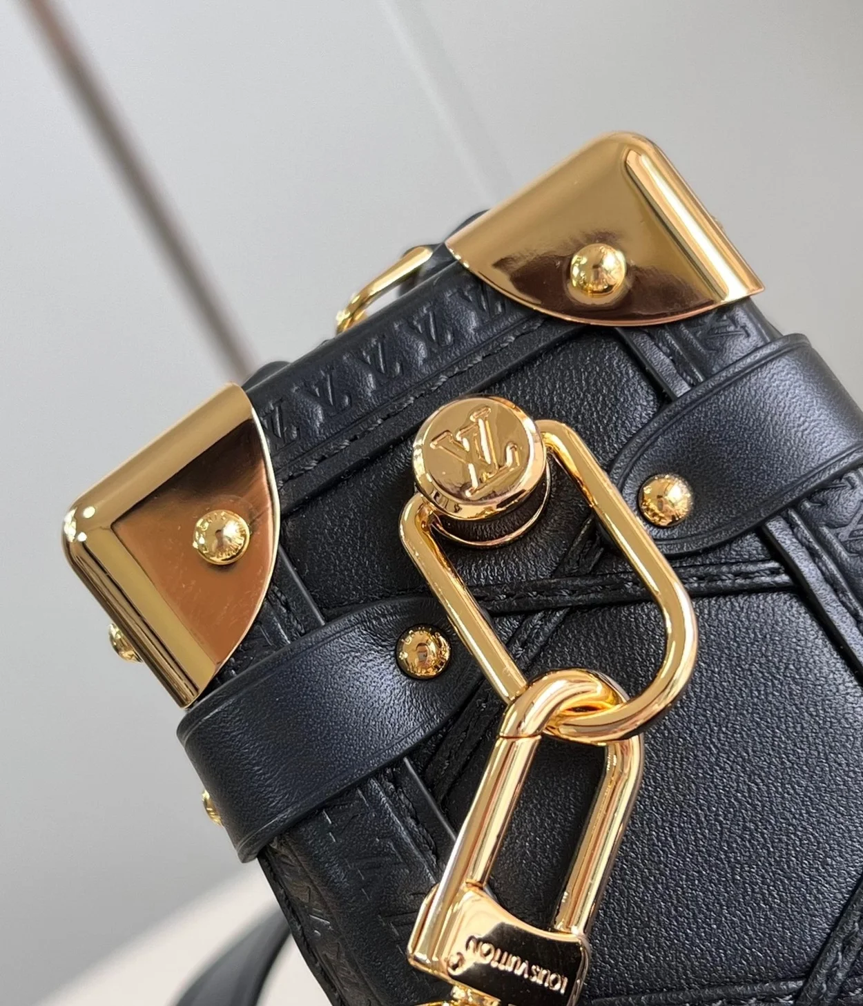 루이비통 사이드 트렁크 PM M83030