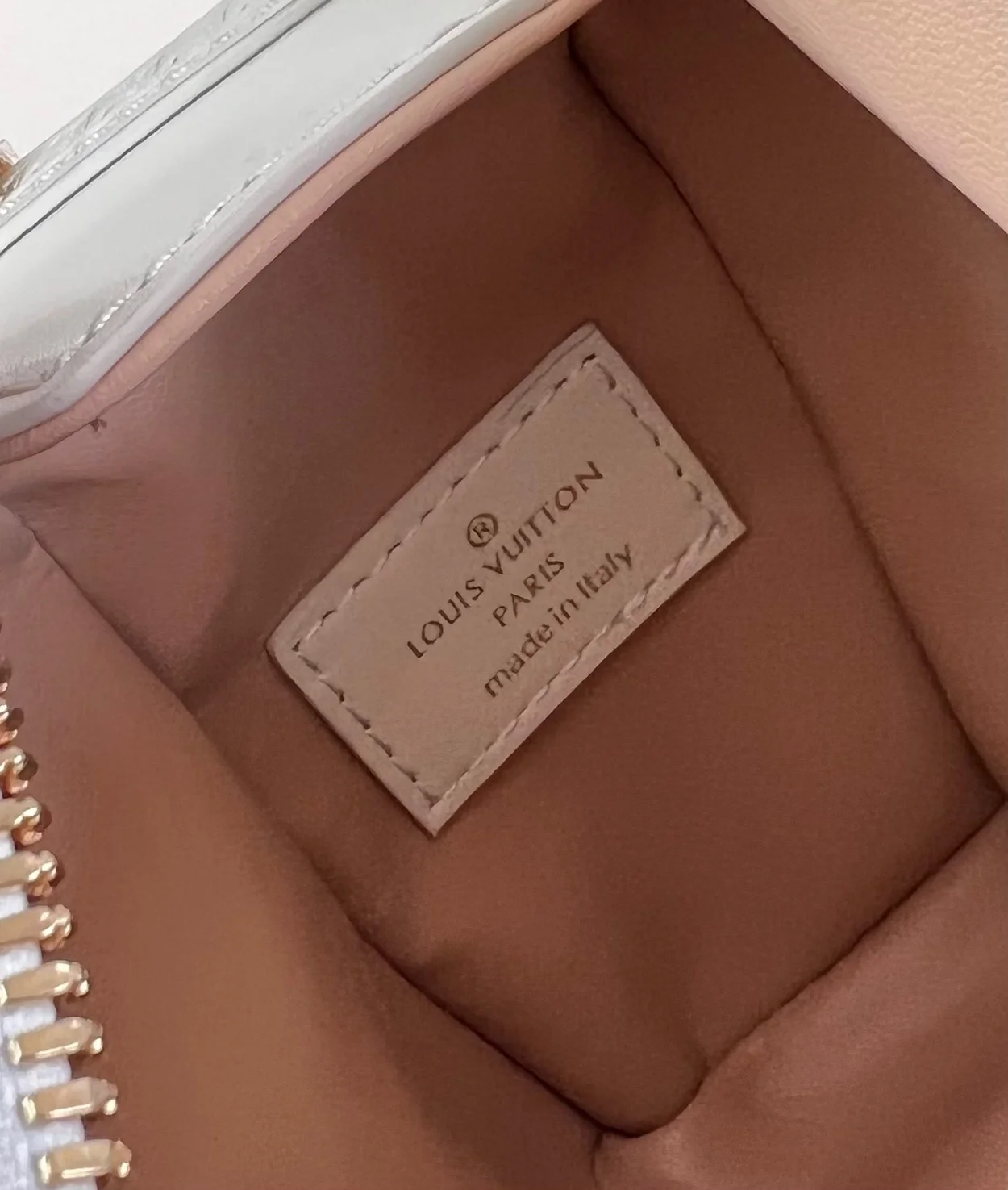 루이비통 사이드 트렁크 PM M25216