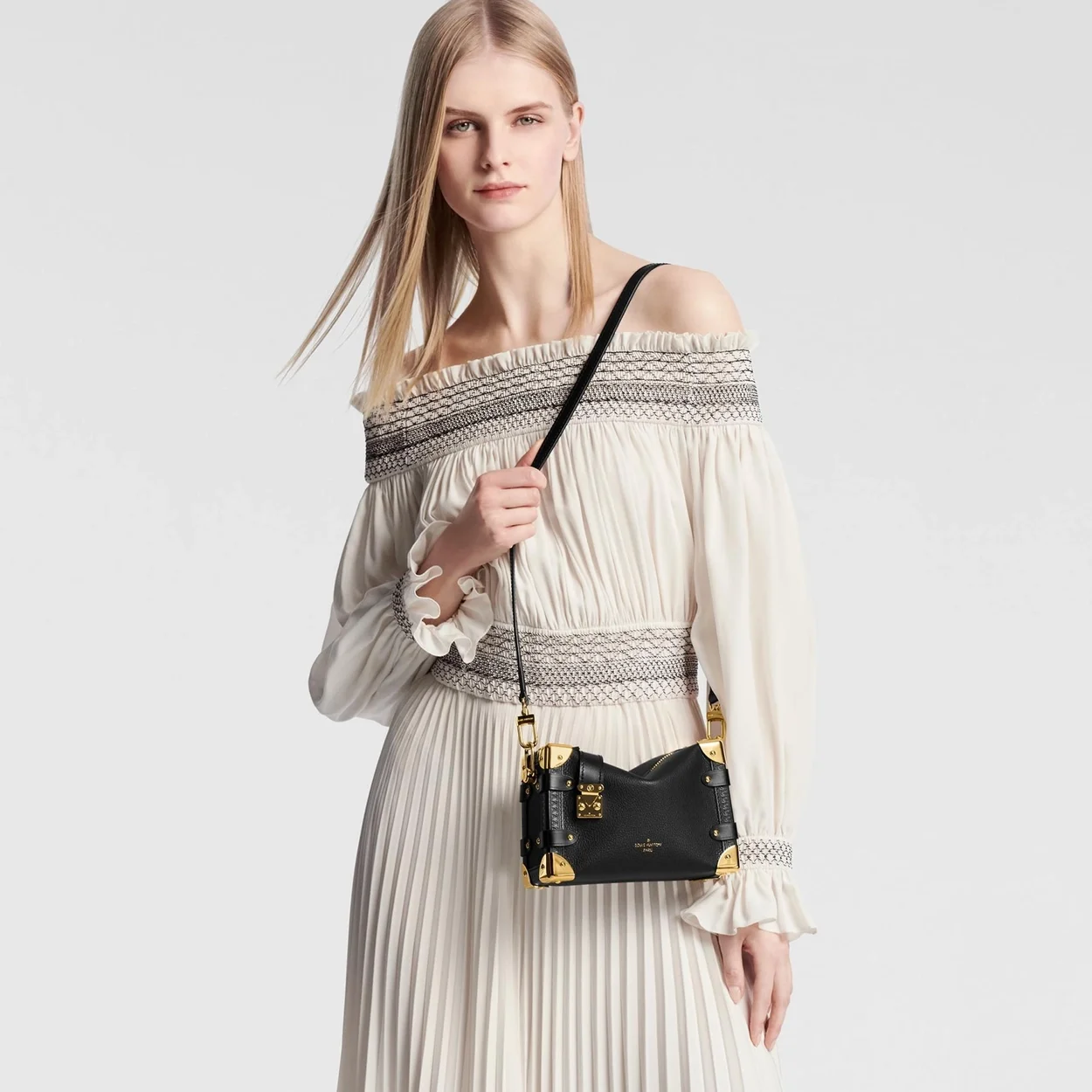 루이비통 사이드 트렁크 PM M23817