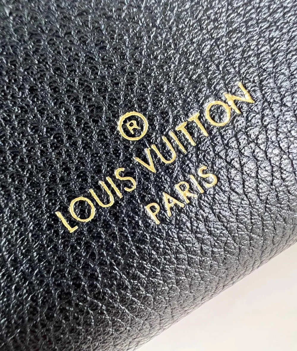 루이비통 사이드 트렁크 PM M23817