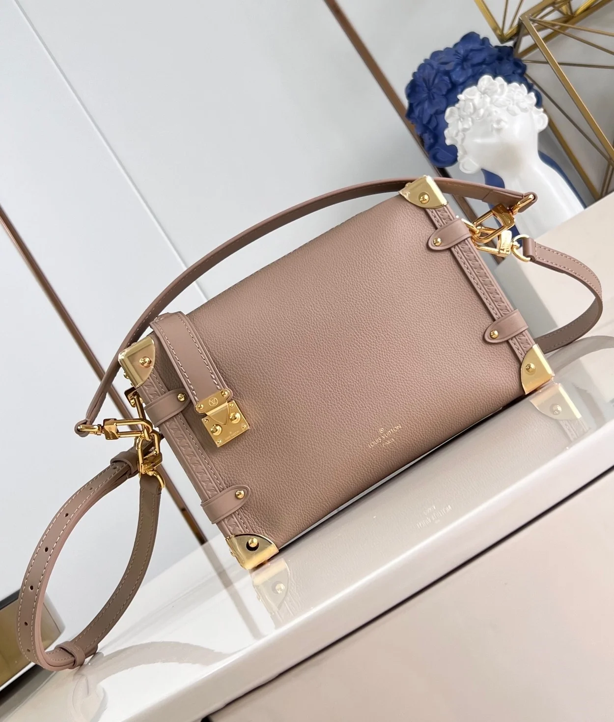 루이비통 사이드 트렁크 MM M25072