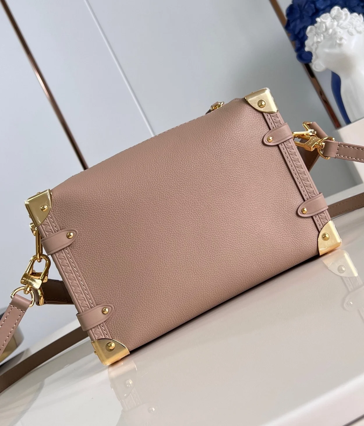 루이비통 사이드 트렁크 MM M25072