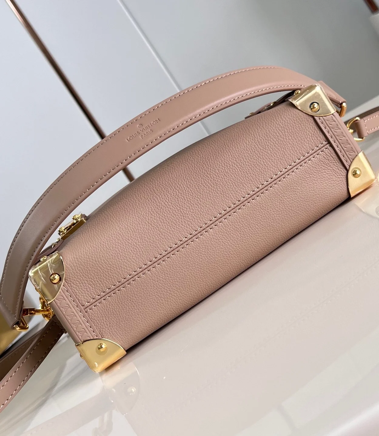 루이비통 사이드 트렁크 MM M25072