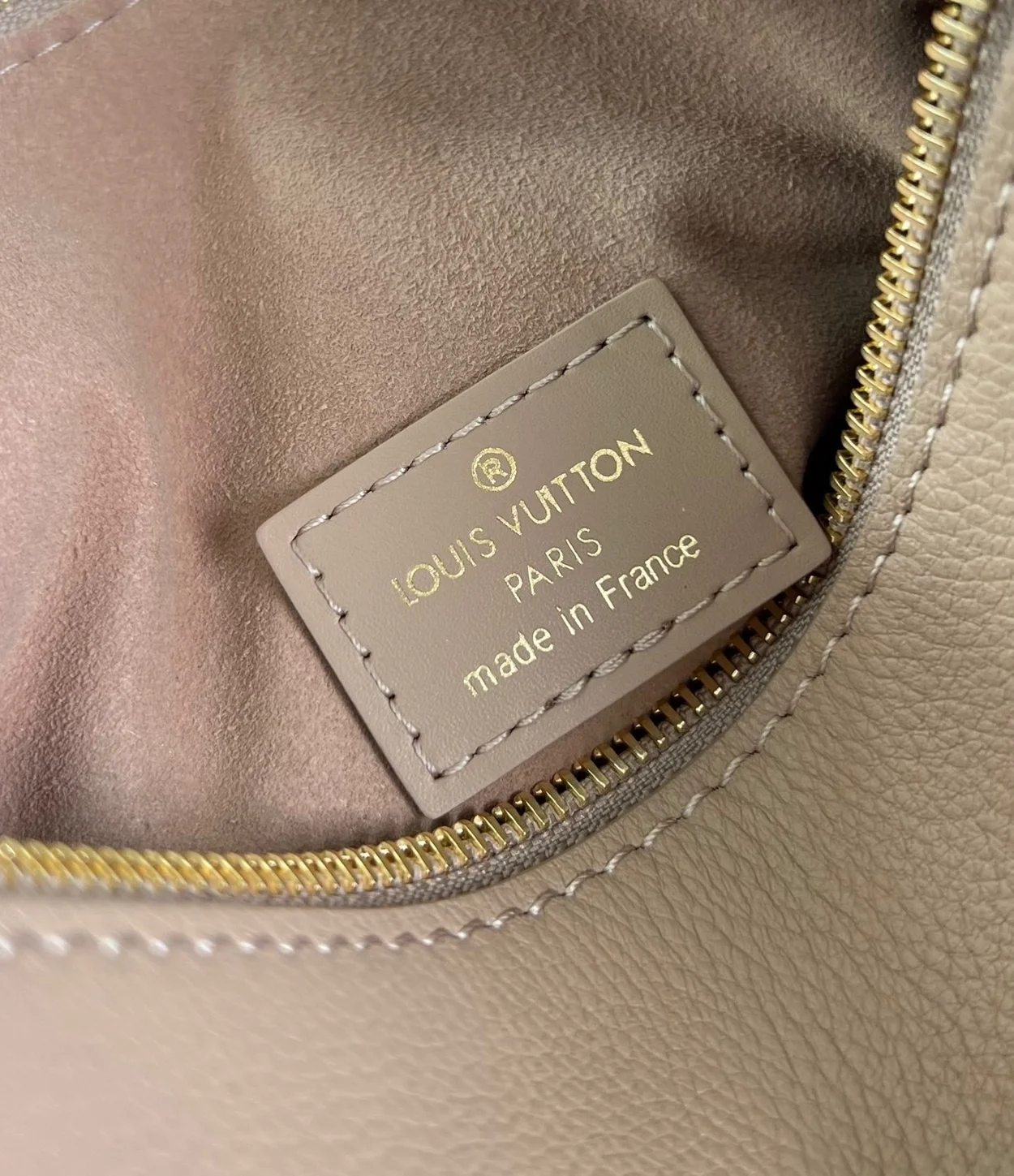 루이비통 사이드 트렁크 MM M25072