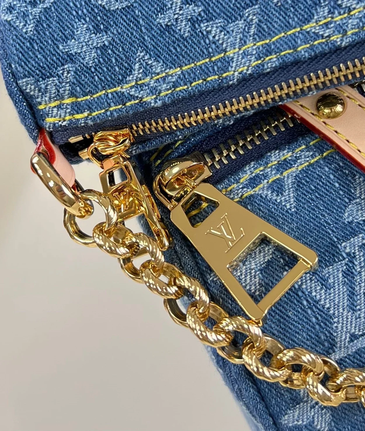 루이비통 빠삐용 M46830