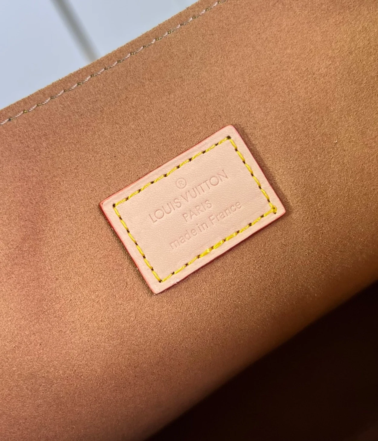 루이비통 도핀 소프트 GM M47149