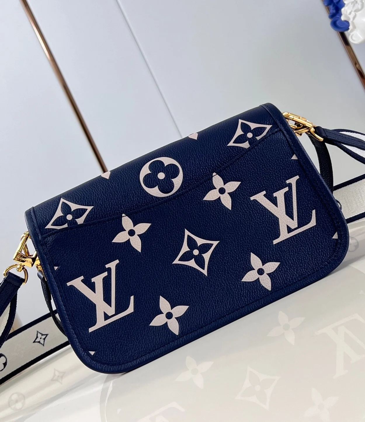 루이비통 다이앤 M47161