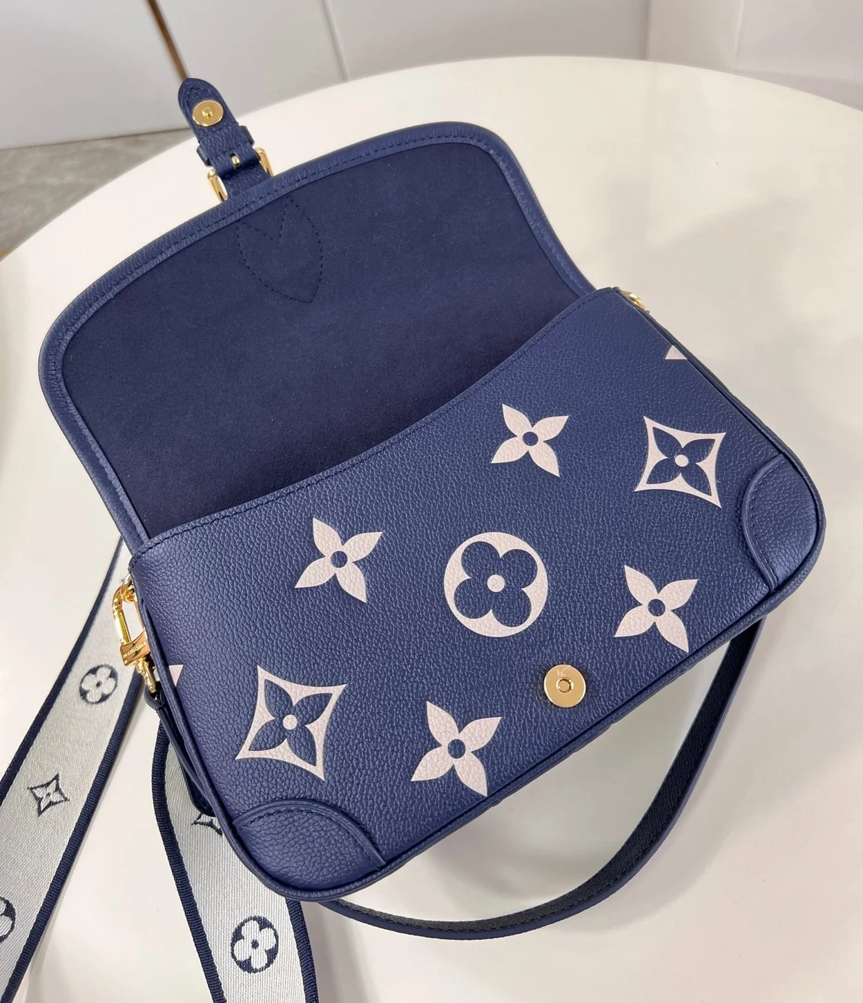 루이비통 다이앤 M47161