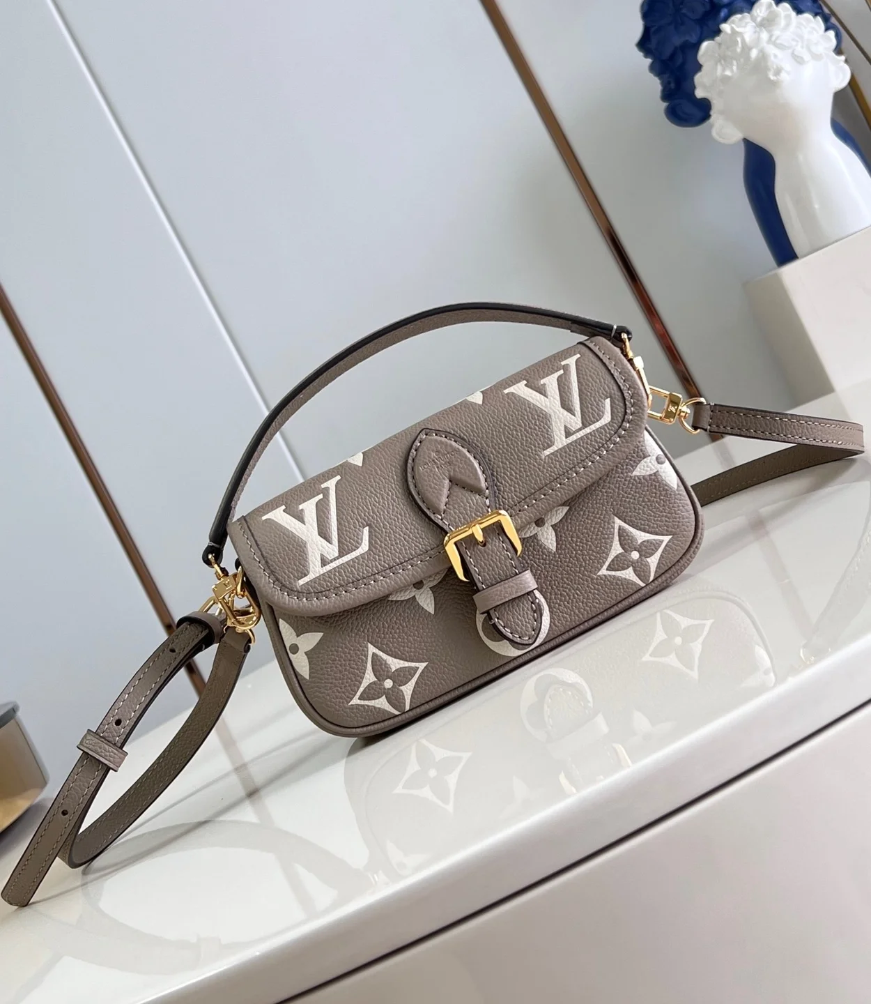 루이비통 나노 다이앤 M83300