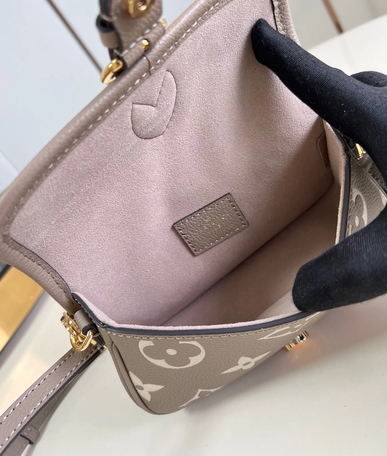 루이비통 나노 다이앤 M83300