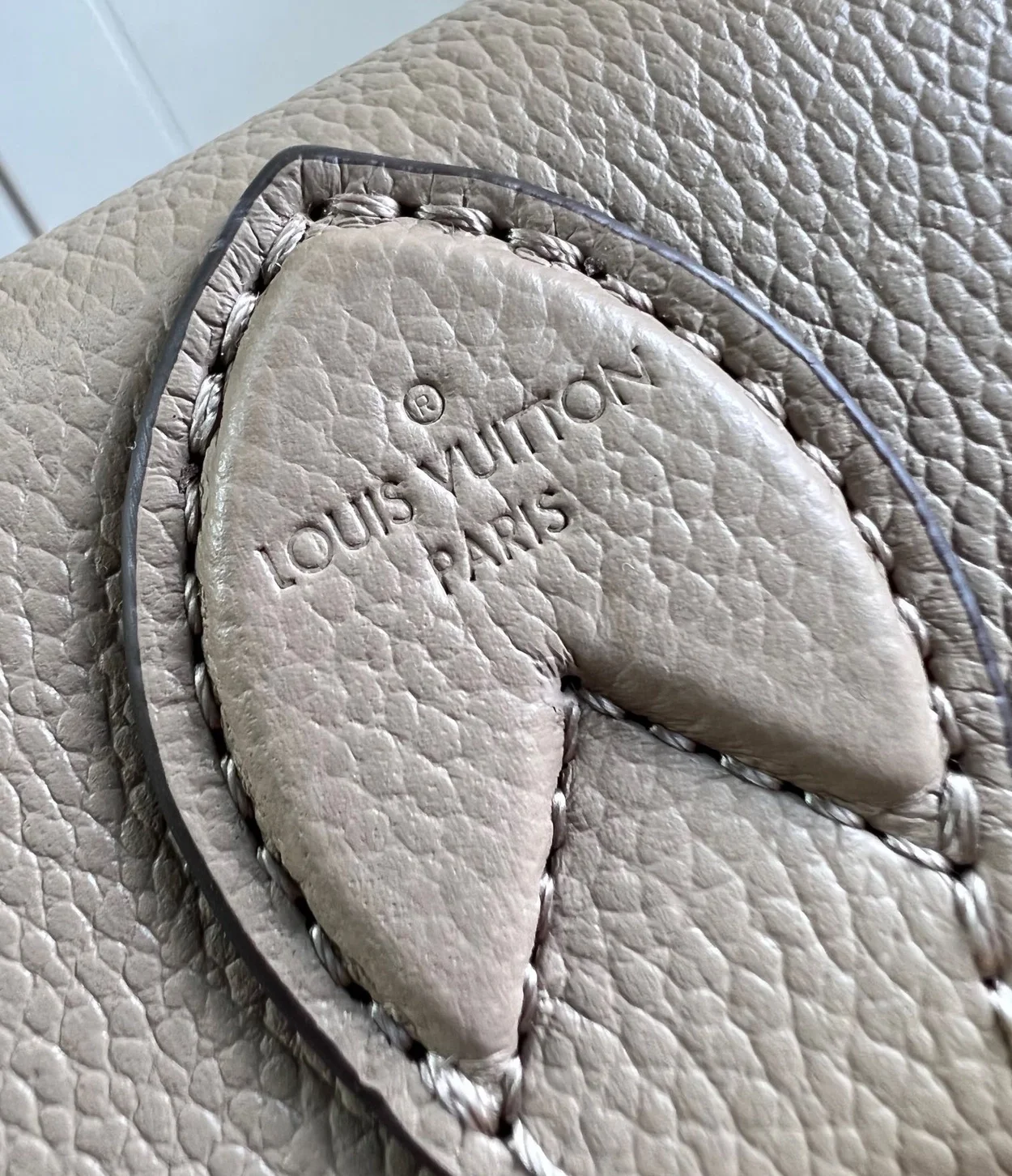 루이비통 나노 다이앤 M83300