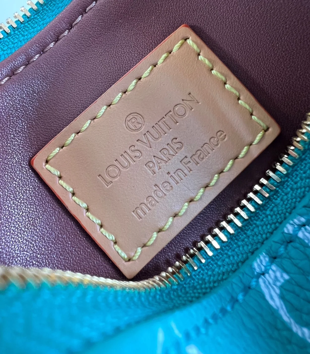 루이비통 런웨이 스피디 P9 반둘리에 25 M24423