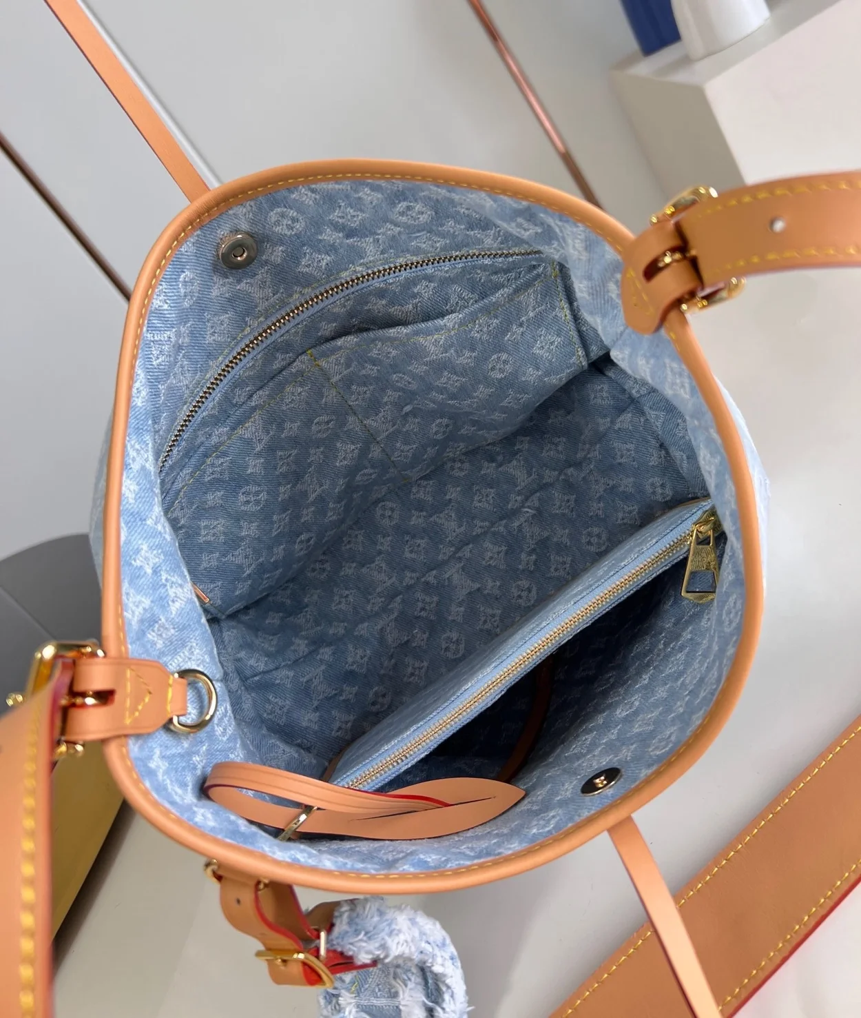 루이비통 캐리올 PM 모노그램 스카이 데님 M11462