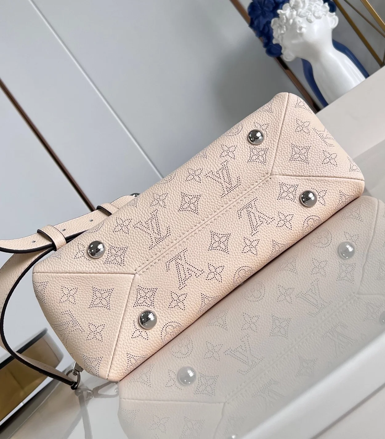 루이비통 핸드 잇 올 PM 마히나 백 M24114