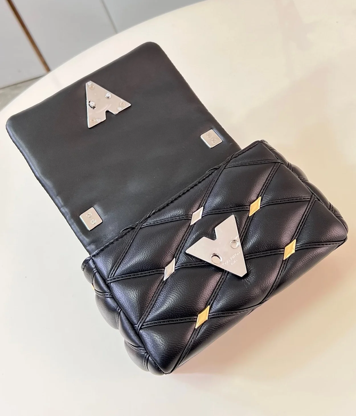 루이비통 피코 GO-14 M24246